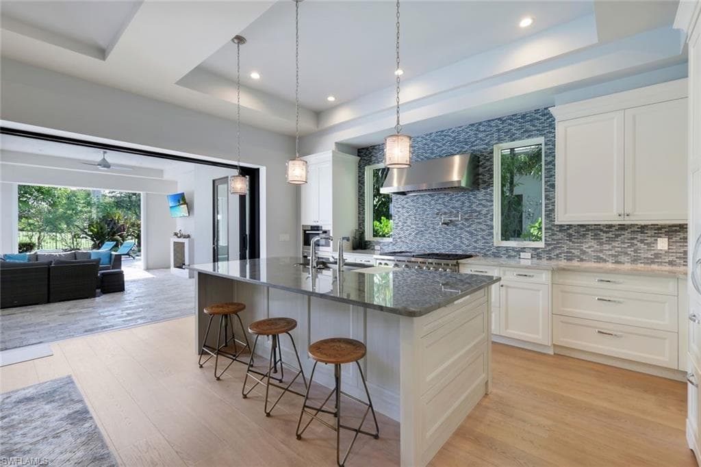 875 Wedge Dr, Naples, FL 34103-13