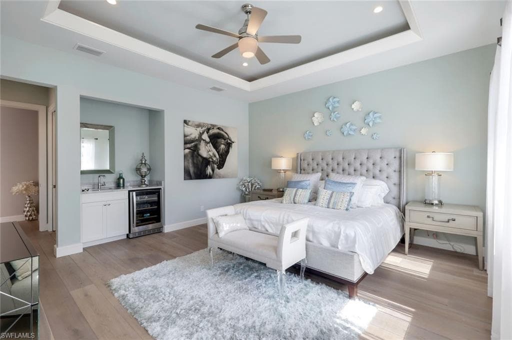 875 Wedge Dr, Naples, FL 34103-17