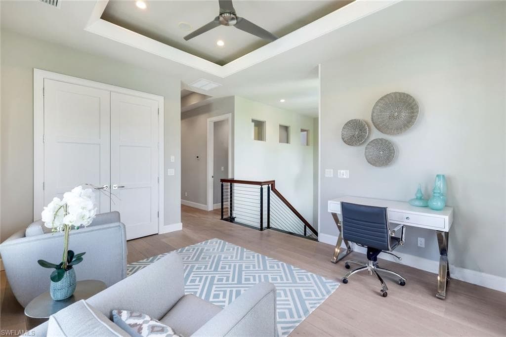 875 Wedge Dr, Naples, FL 34103-32