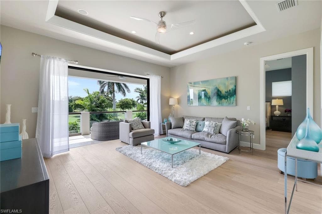 875 Wedge Dr, Naples, FL 34103-34