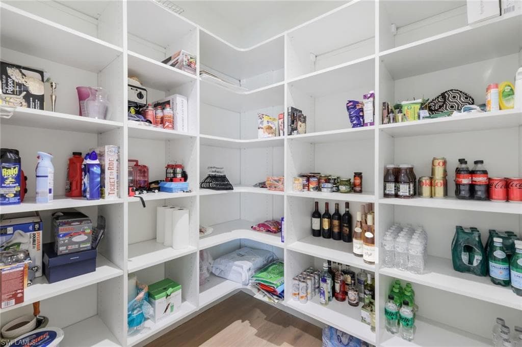 875 Wedge Dr, Naples, FL 34103-47