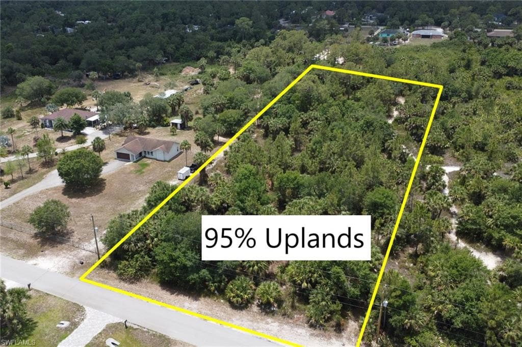 2720 2nd Ave SE, Naples, FL 34117-2