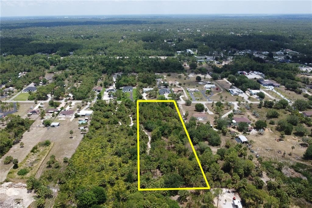 2720 2nd Ave SE, Naples, FL 34117-4
