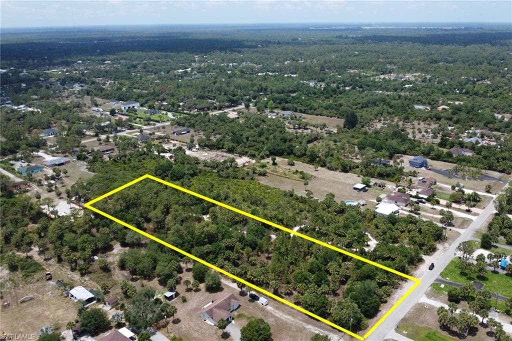 2720 2nd Ave SE, Naples, FL 34117-6