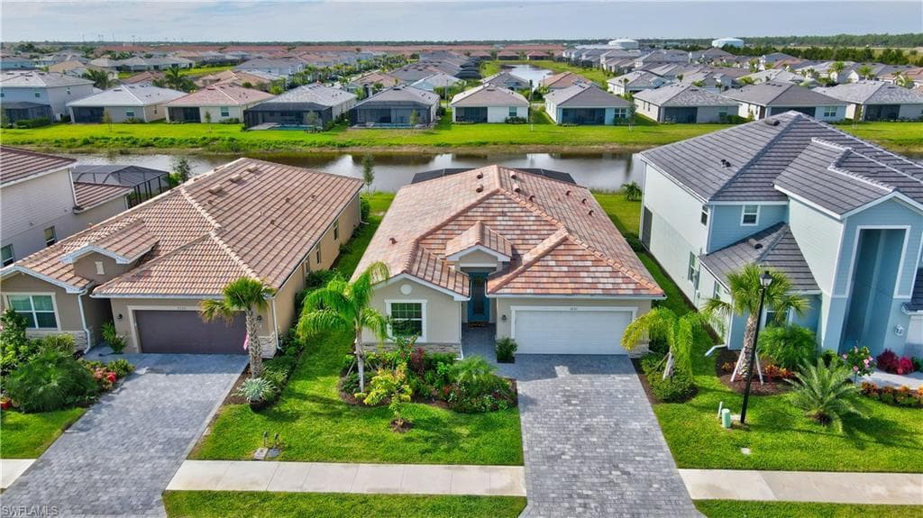 2131 Hamlin St, Naples, FL 34120-4
