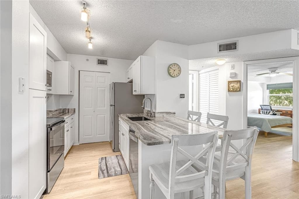 8851 Colonnades Ct W 126, Bonita Springs, FL 34135-11