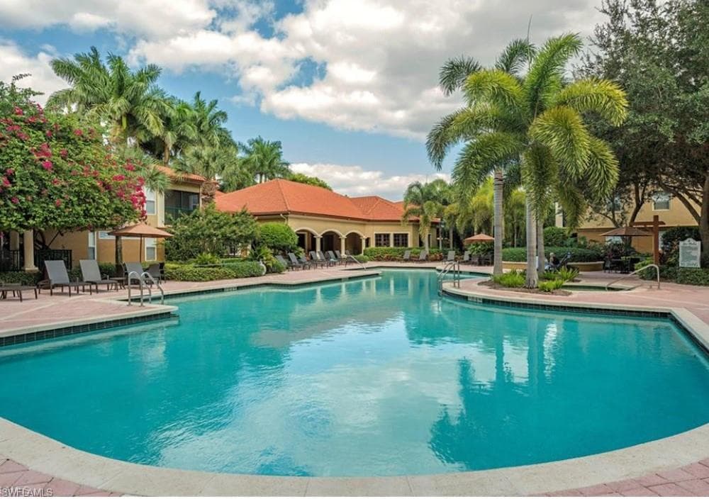 8851 Colonnades Ct W 126, Bonita Springs, FL 34135-21