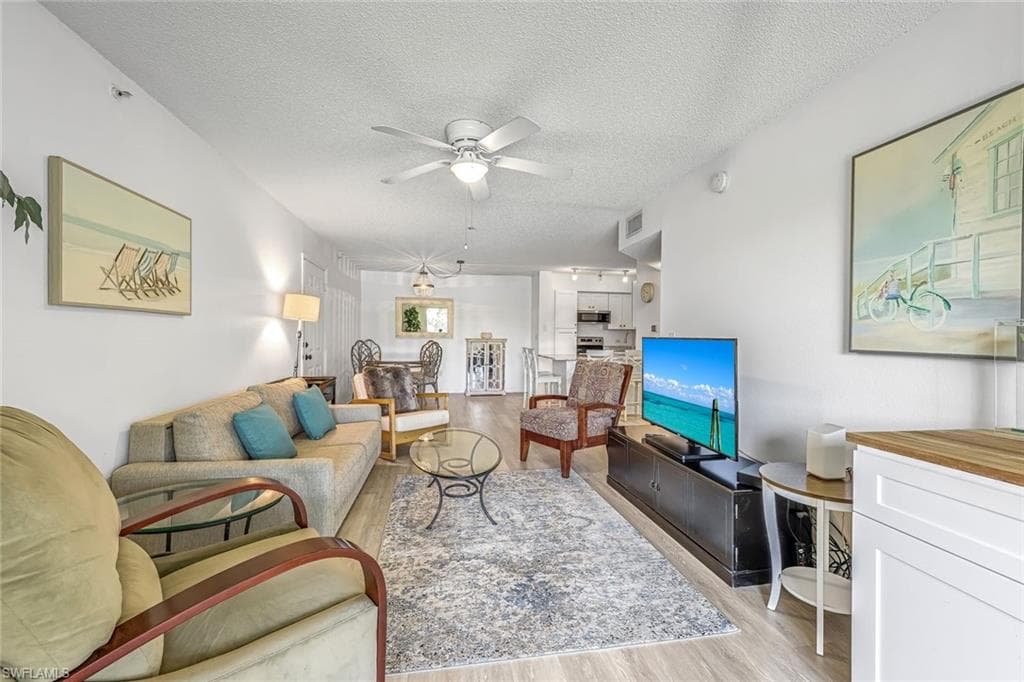 8851 Colonnades Ct W 126, Bonita Springs, FL 34135-3