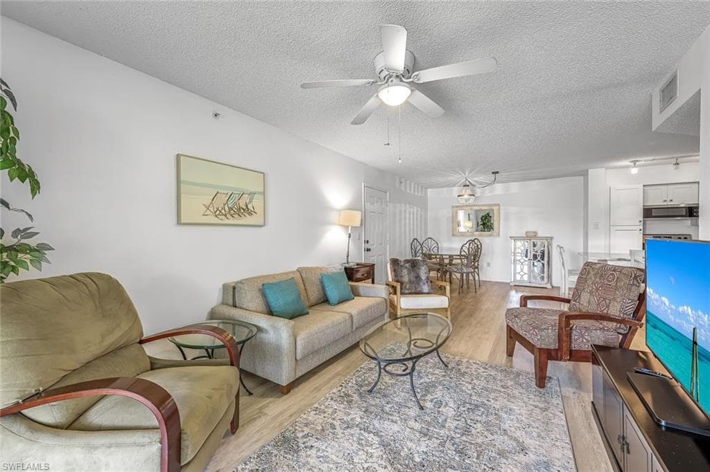 8851 Colonnades Ct W 126, Bonita Springs, FL 34135-4