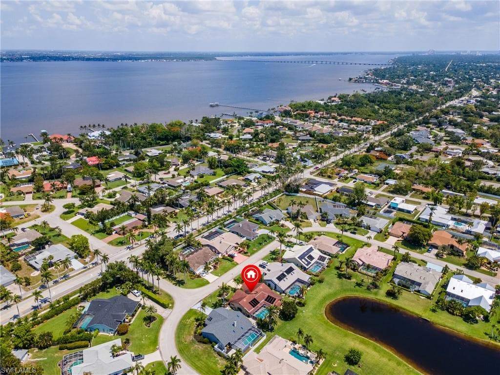 8866 Banyan Cove, Fort Myers, FL 33919-32