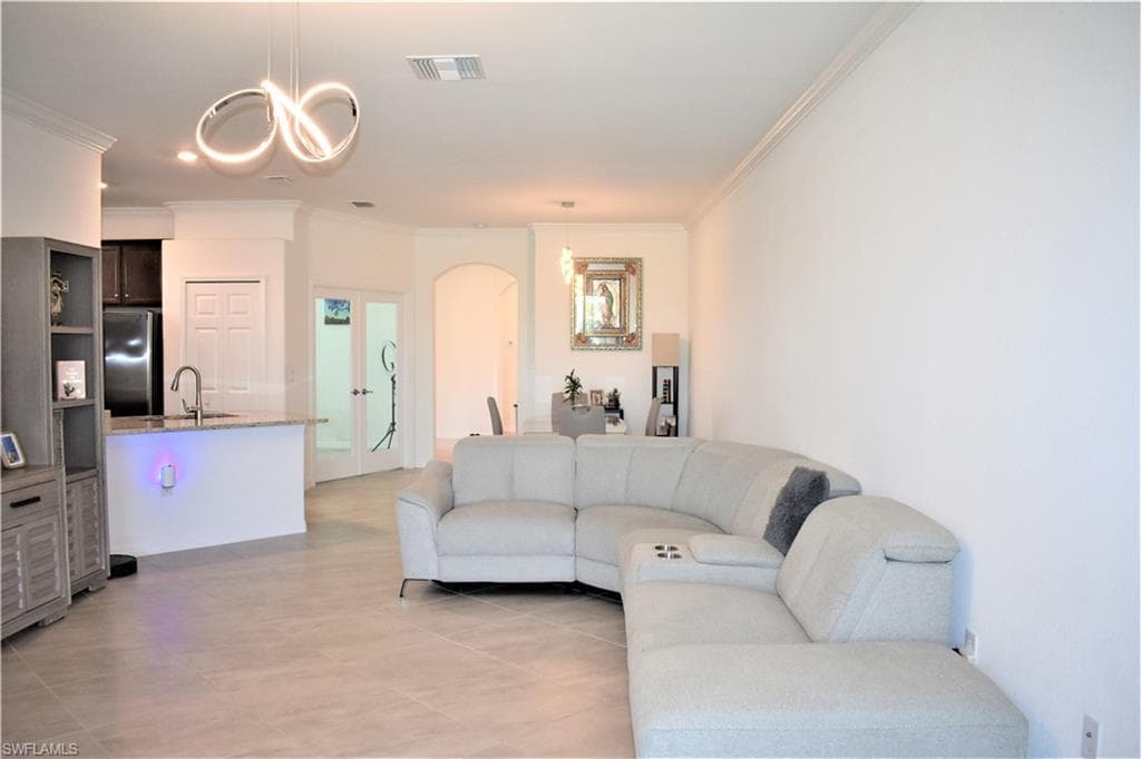 1775 Alameda Dr, Naples, FL 34120-6