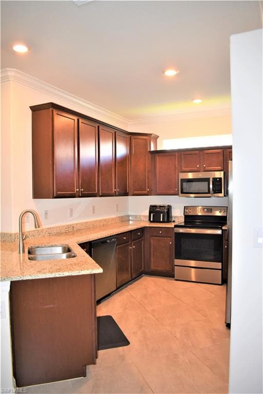 1775 Alameda Dr, Naples, FL 34120-8