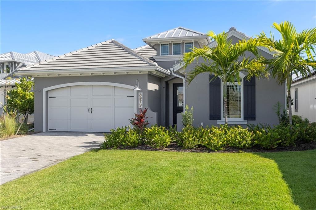 8979 Gustavia Ct, Naples, FL 34112-3