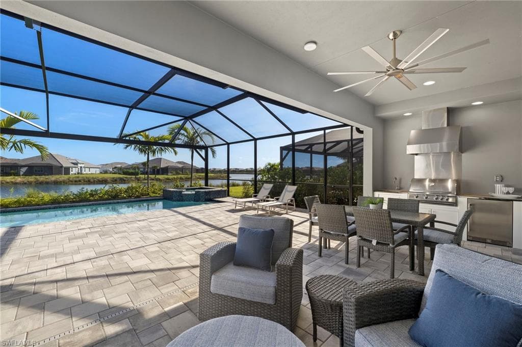 8979 Gustavia Ct, Naples, FL 34112-5