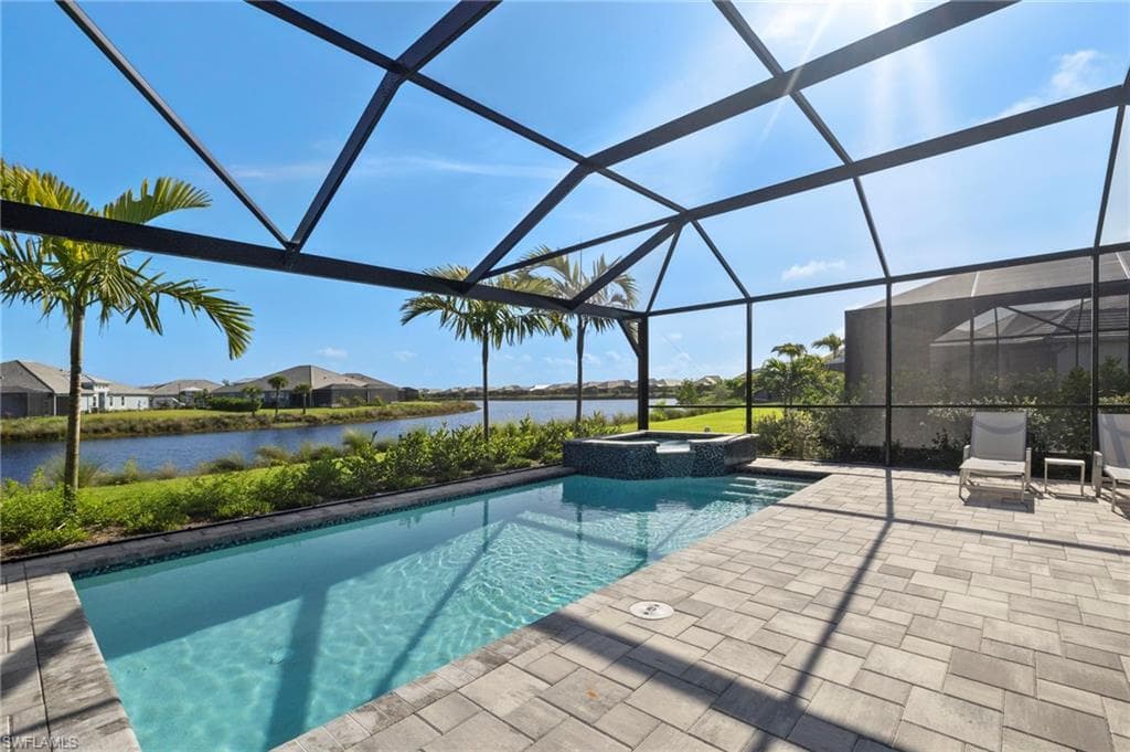 8979 Gustavia Ct, Naples, FL 34112-6