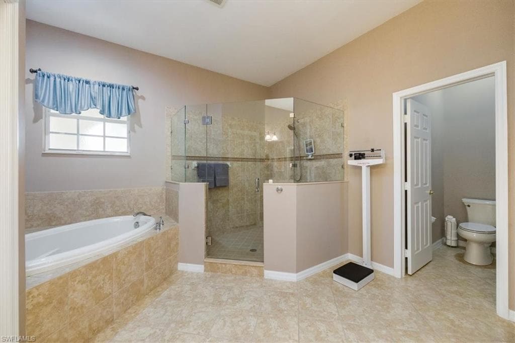 21726 Baccarat Ln 201, Estero, FL 33928-17