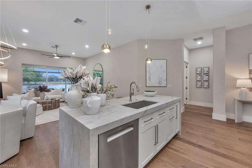 917 Tierra Lago Way, Naples, FL 34119-17