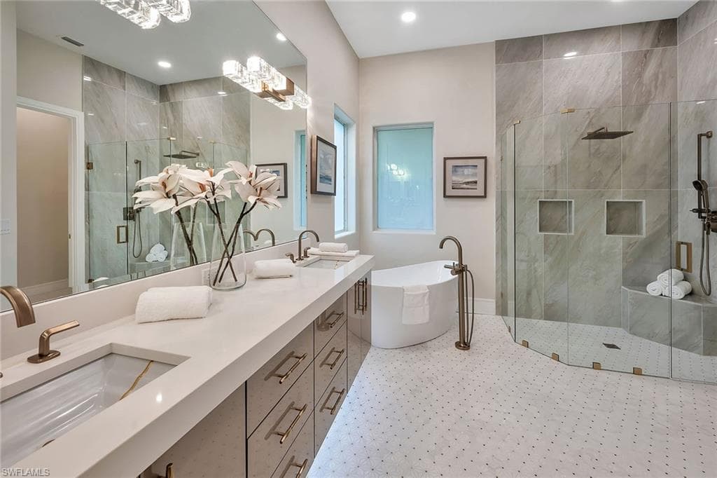917 Tierra Lago Way, Naples, FL 34119-32