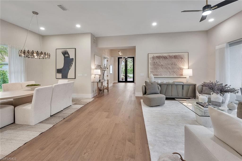 917 Tierra Lago Way, Naples, FL 34119-5