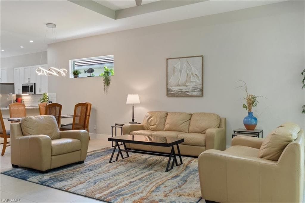 2705 Linda Dr, Naples, FL 34112-13