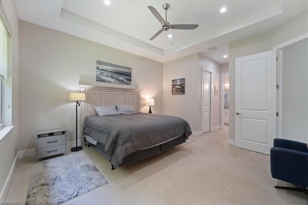 2705 Linda Dr, Naples, FL 34112-14