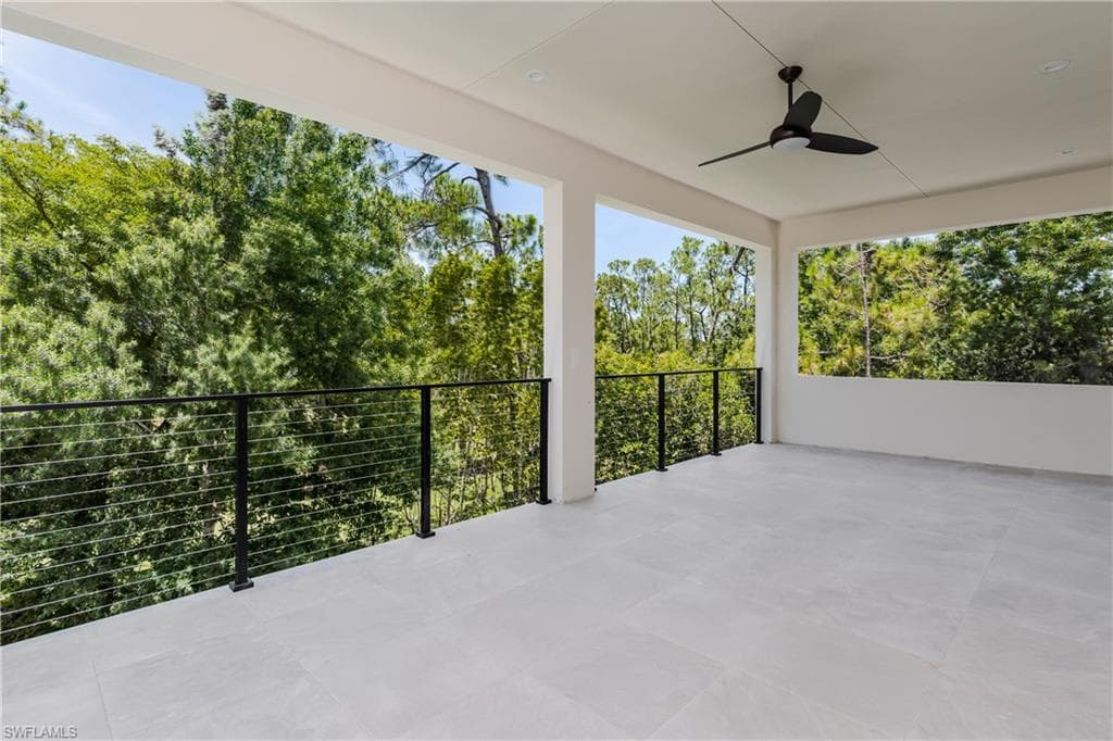 2854 Coach House Way, Naples, FL 34105-32