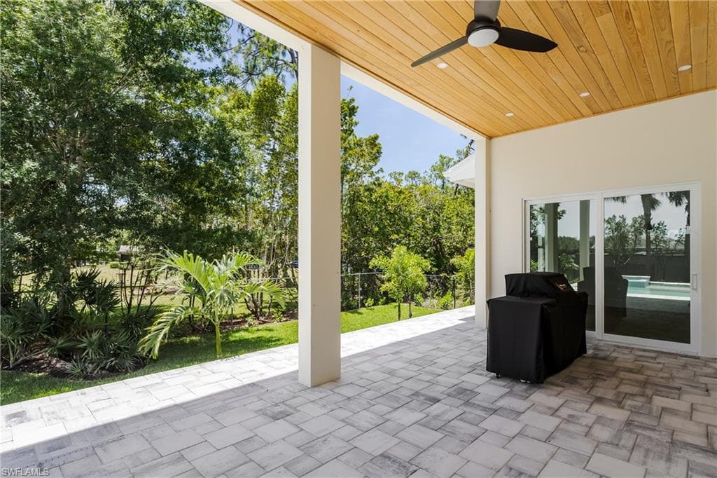 2854 Coach House Way, Naples, FL 34105-33