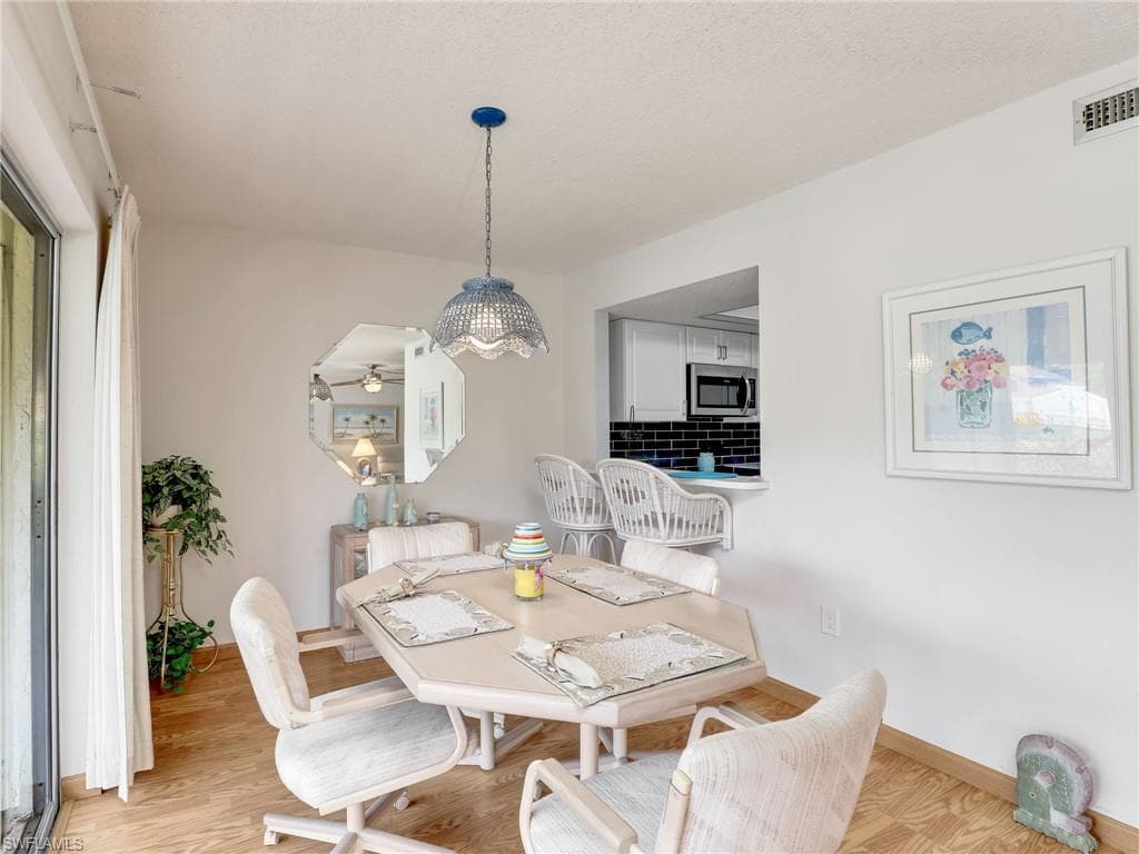 5479 Peppertree Dr 13, Fort Myers, FL 33908-13