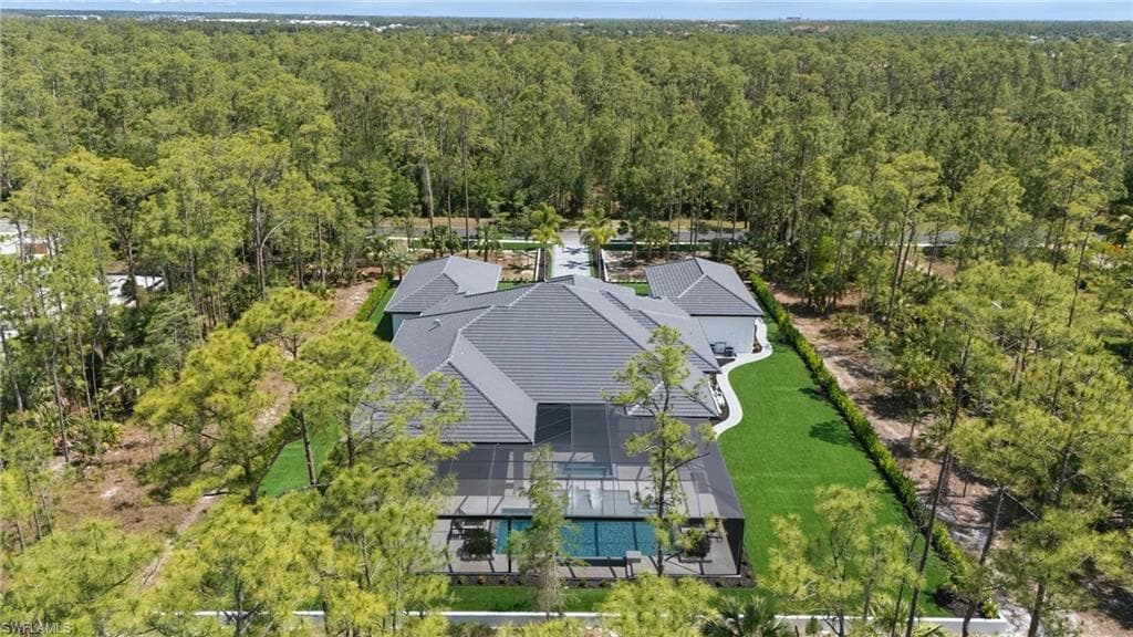 4501 Club Estates Dr, Naples, FL 34112-13