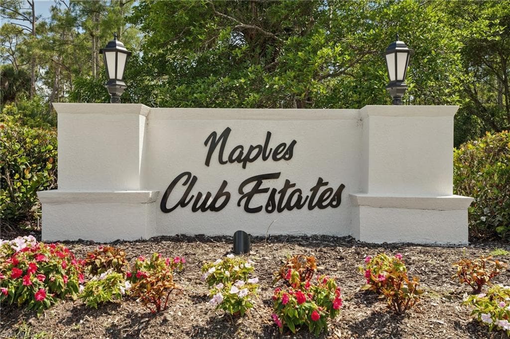 4501 Club Estates Dr, Naples, FL 34112-19