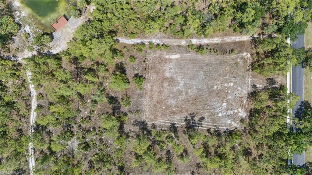 4501 Club Estates Dr, Naples, FL 34112-5