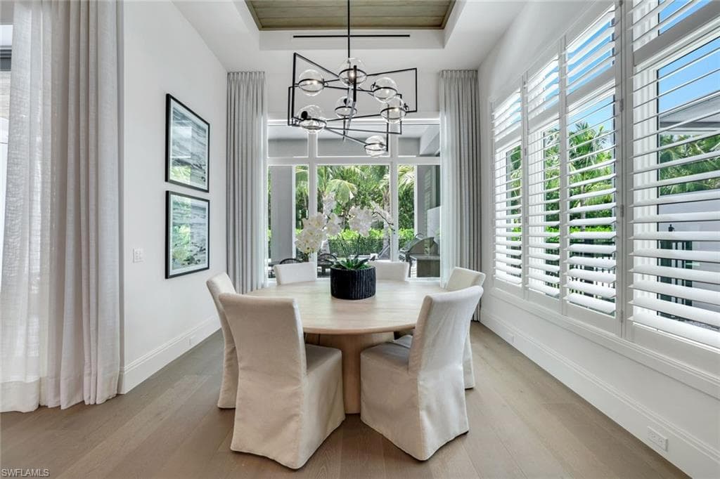 6630 Palisades Ave, Naples, FL 34109-14
