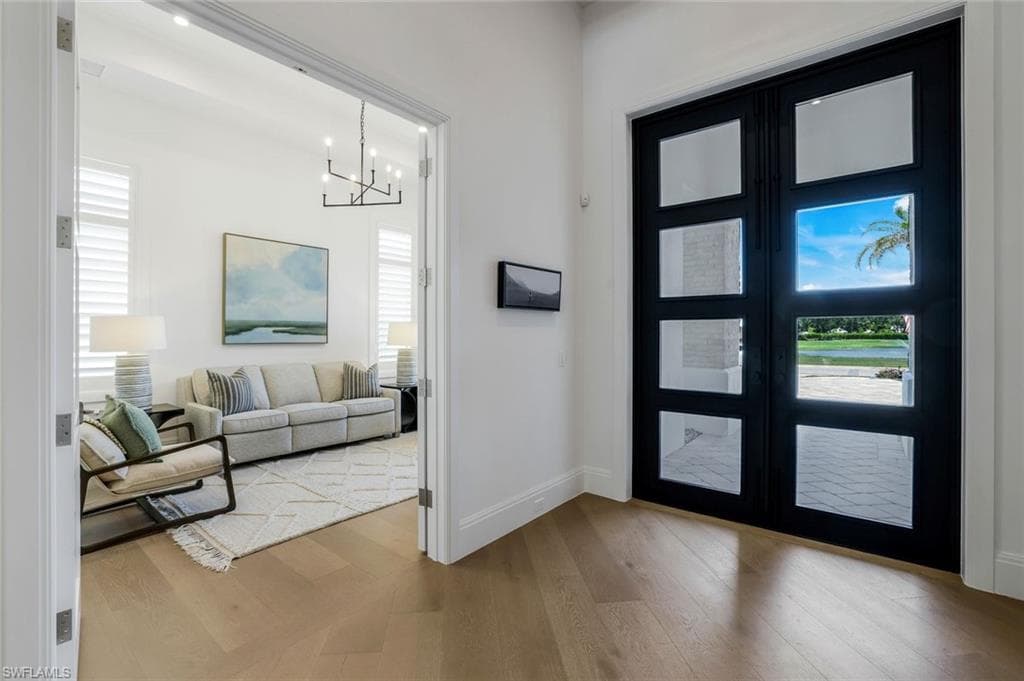6630 Palisades Ave, Naples, FL 34109-16