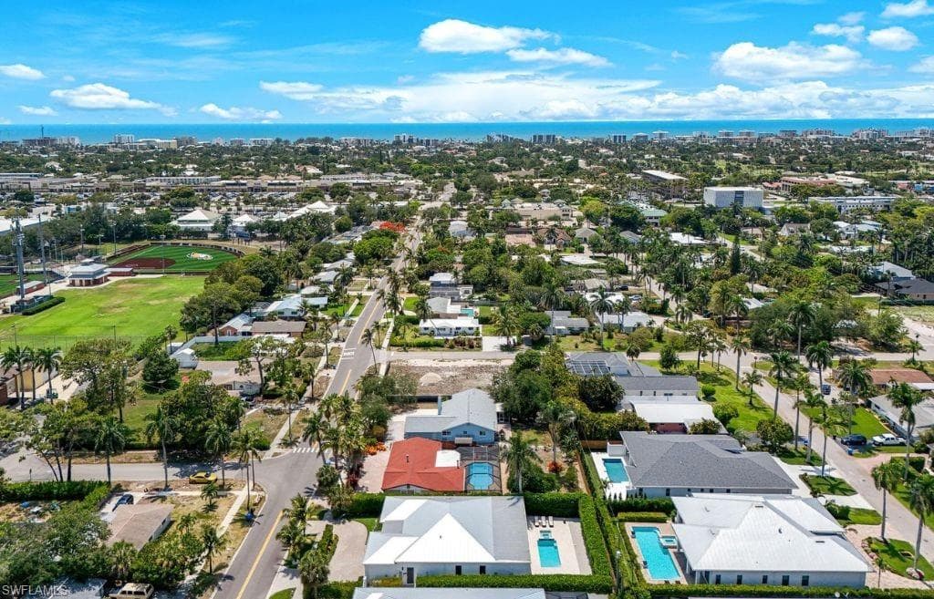 1167 22nd Ave N, Naples, FL 34103-32