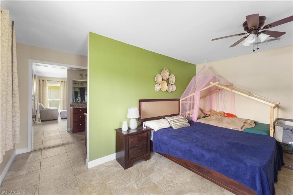 2366 Woodland Ter, Fort Myers, FL 33907-10