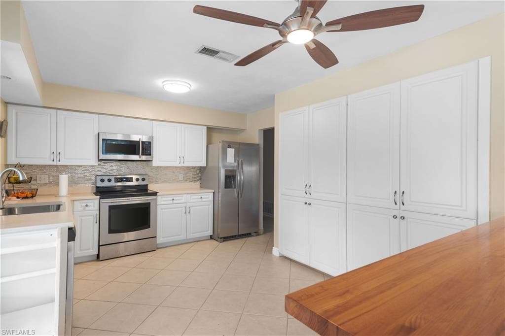 2366 Woodland Ter, Fort Myers, FL 33907-16