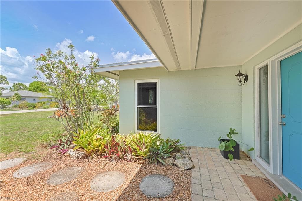 2366 Woodland Ter, Fort Myers, FL 33907-20