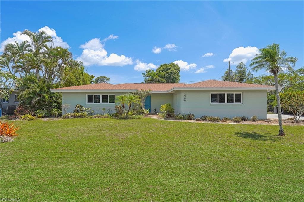 2366 Woodland Ter, Fort Myers, FL 33907-21