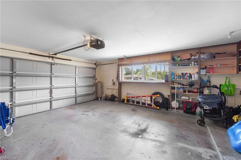 2366 Woodland Ter, Fort Myers, FL 33907-2