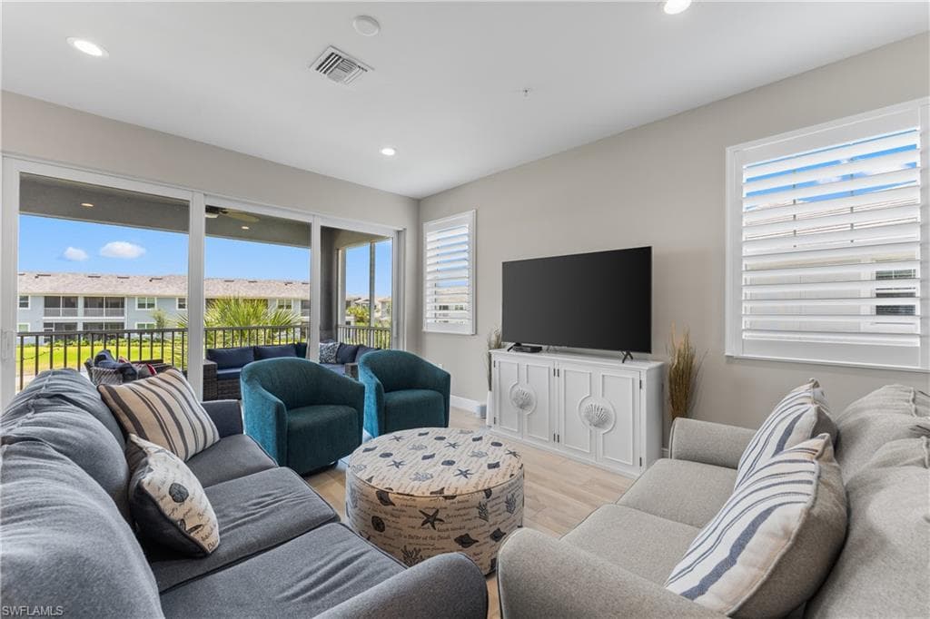 2609 Seychelles Cir 1608, Naples, FL 34112-4