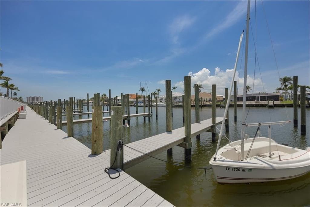 18008 San Carlos Blvd 27, Fort Myers Beach, FL 33931-3