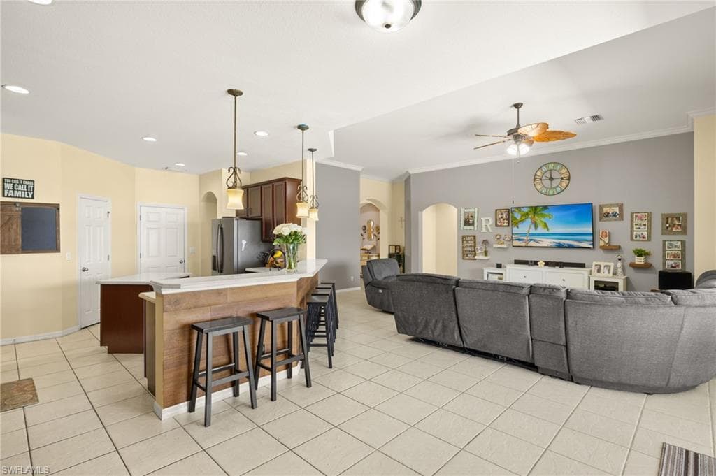 2115 Grove Dr, Naples, FL 34120-9