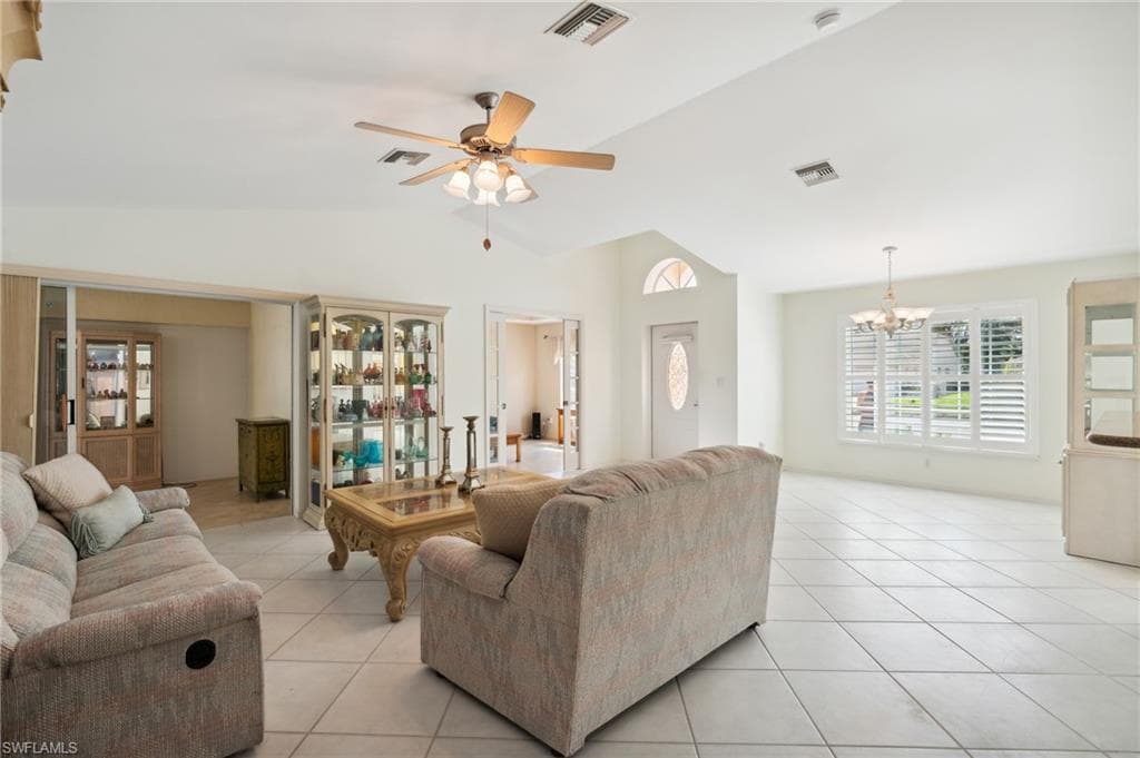 877 Charlemagne Blvd, Naples, FL 34112-10