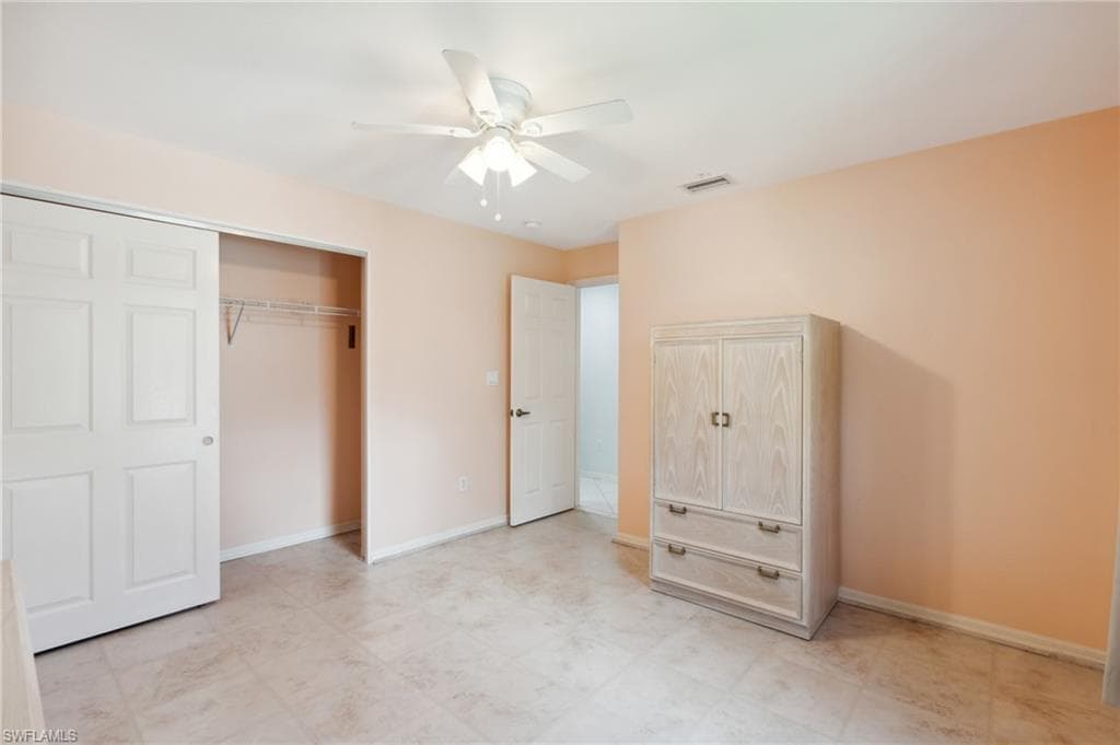 877 Charlemagne Blvd, Naples, FL 34112-21