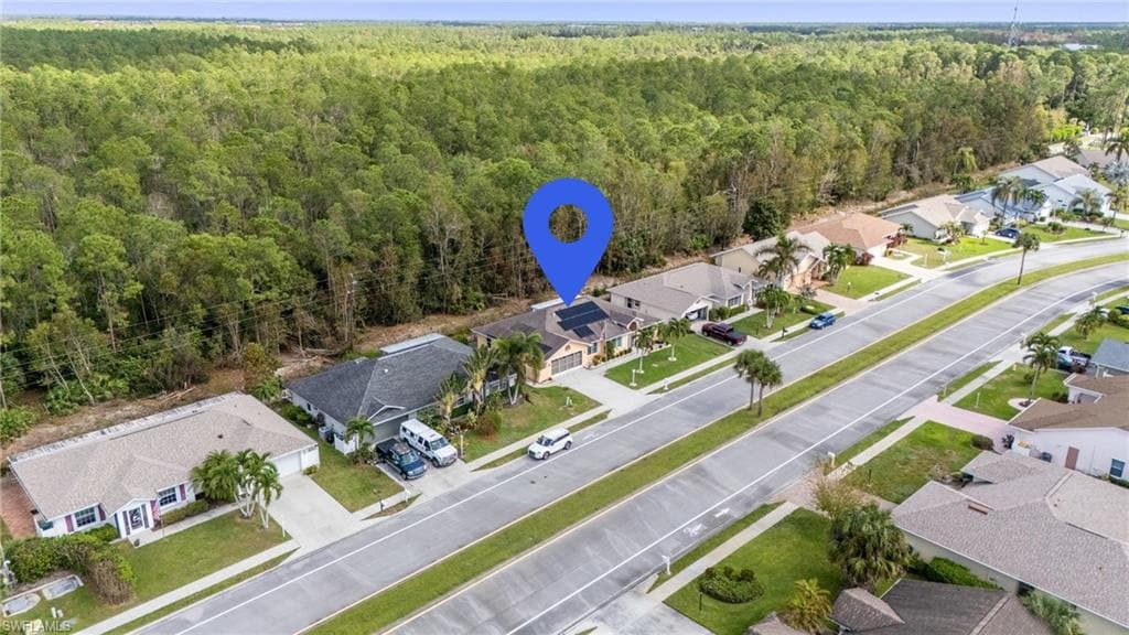 877 Charlemagne Blvd, Naples, FL 34112-26