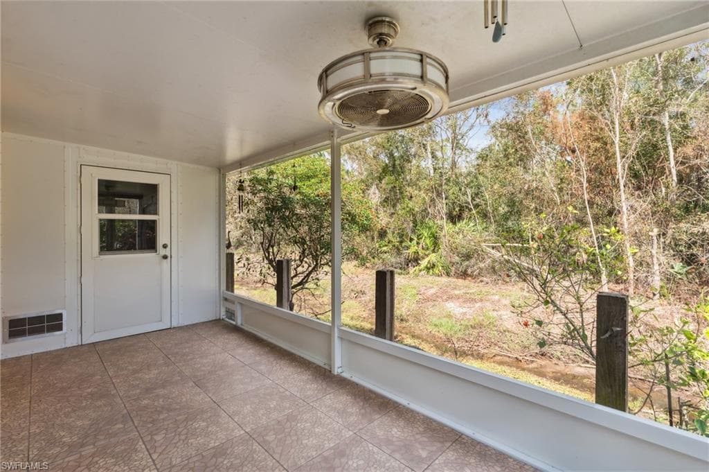 877 Charlemagne Blvd, Naples, FL 34112-27