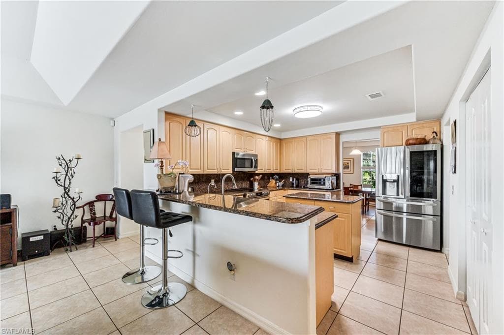 4665 47th Ave NE, Naples, FL 34120-10