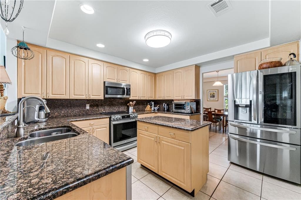 4665 47th Ave NE, Naples, FL 34120-11