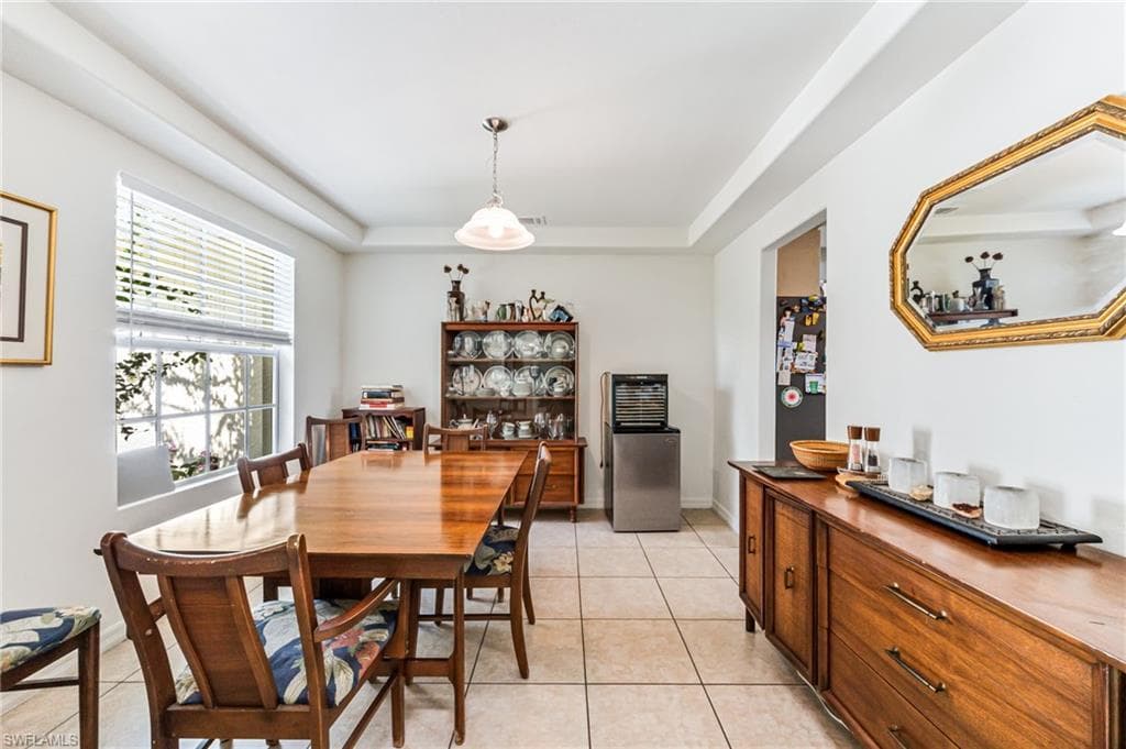 4665 47th Ave NE, Naples, FL 34120-14