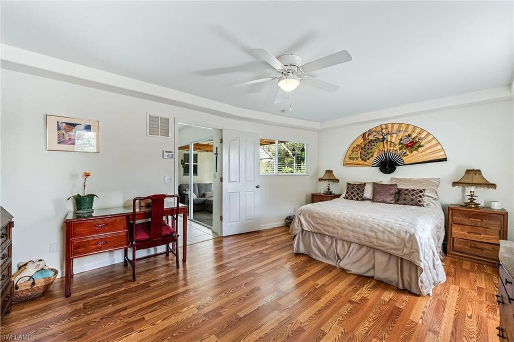 4665 47th Ave NE, Naples, FL 34120-20